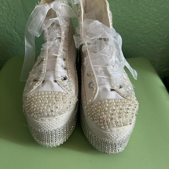 Daruga Bridal Platform Sneakers Pearl Rhinestones Lace sz 40 9 - Picture 3 of 8